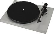 Pro-Ject Debut Carbon Silver laqu�