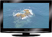 32AV733F-Téléviseur LCD Toshiba 32AV733F - Diagonale 81 cm, 2 prises HDMI CEC (RegzaLink), TNT HD, EPG, traitement vidéo Active Vision, 3D Color Management et port USB compatible MP3/JPEG