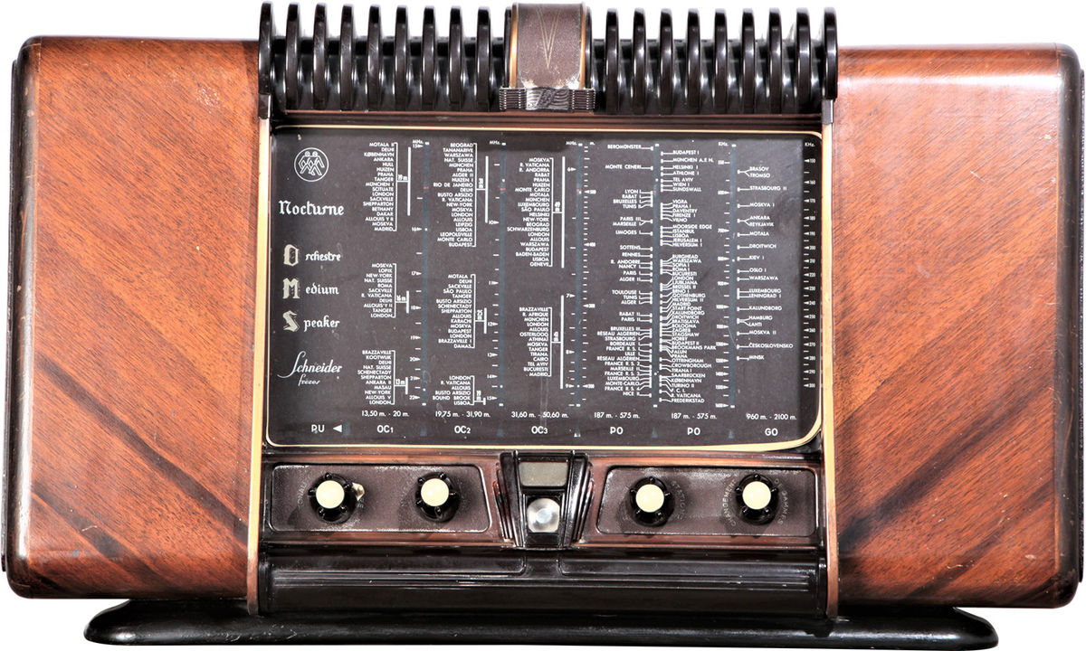 Enceintes connectées a.bsolument Schneider (1950)
