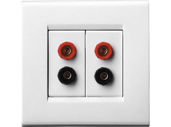 Prises murales QED WM11